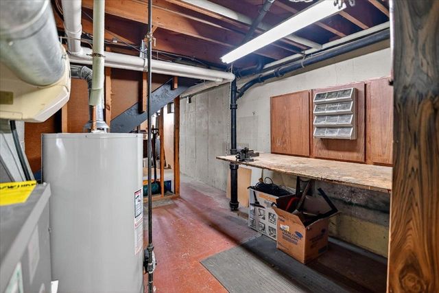 1005 Tompkins Drive, Madison, WI 53716