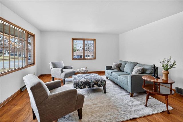 1005 Tompkins Drive, Madison, WI 53716