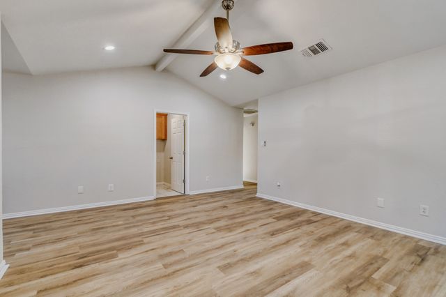 10220 Little Fox Court, Fort Worth, TX 76108