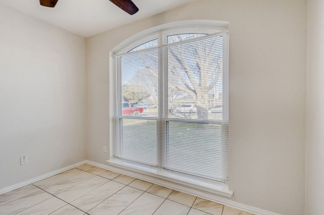 10220 Little Fox Court, Fort Worth, TX 76108