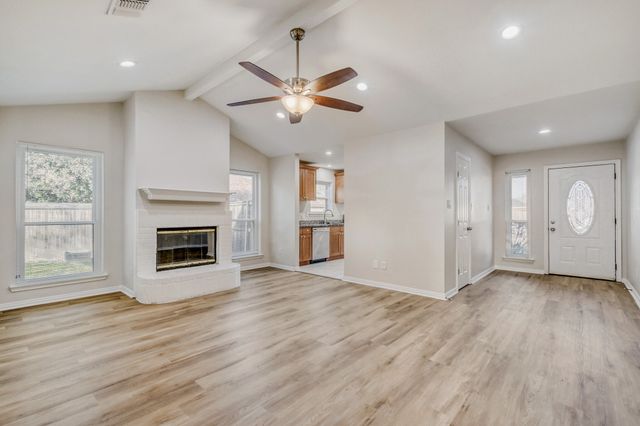 10220 Little Fox Court, Fort Worth, TX 76108