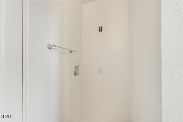 620 W Gonzales Road B, Oxnard, CA 93036