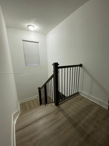 9823 W 34th Ln 9823, Hialeah, FL 33018