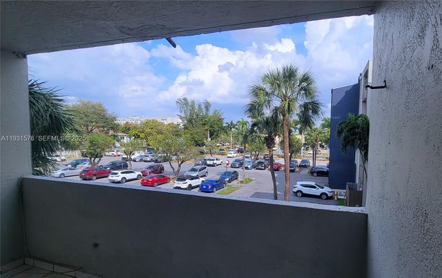 10090 NW 80th Ct 1354, Hialeah Gardens, FL 33016