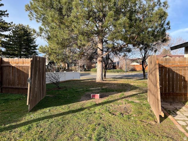 1448 E ESTRELLITA DR, Sandy, UT 84093