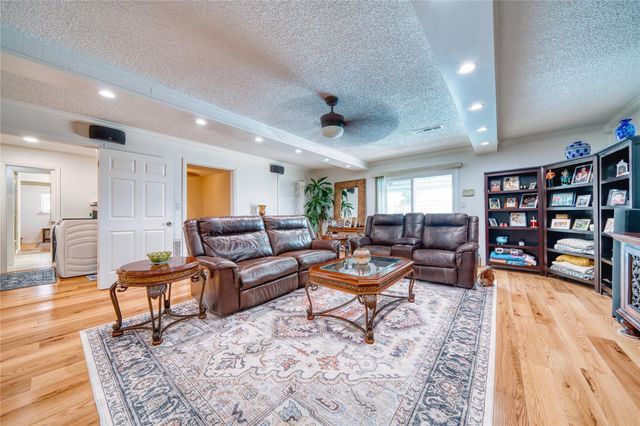 3210 Flamborough Drive, Pasadena, TX 77503