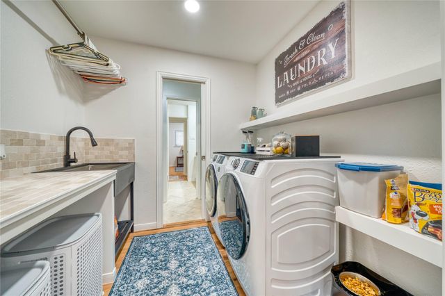 3210 Flamborough Drive, Pasadena, TX 77503