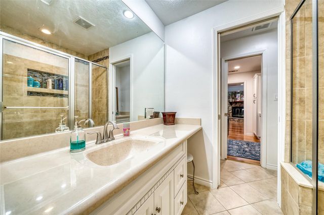 3210 Flamborough Drive, Pasadena, TX 77503