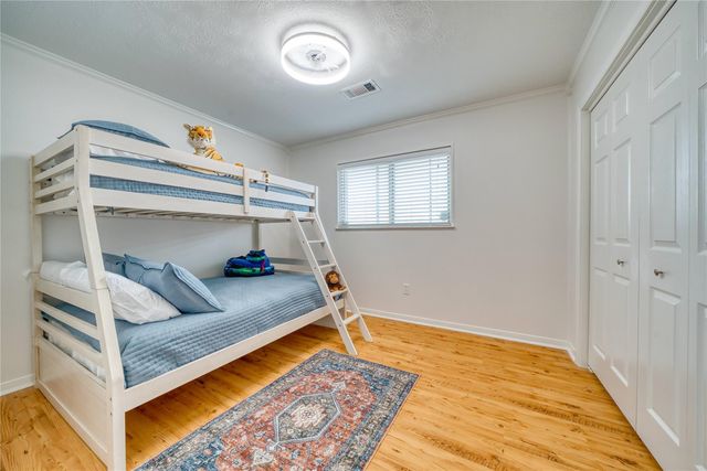 3210 Flamborough Drive, Pasadena, TX 77503