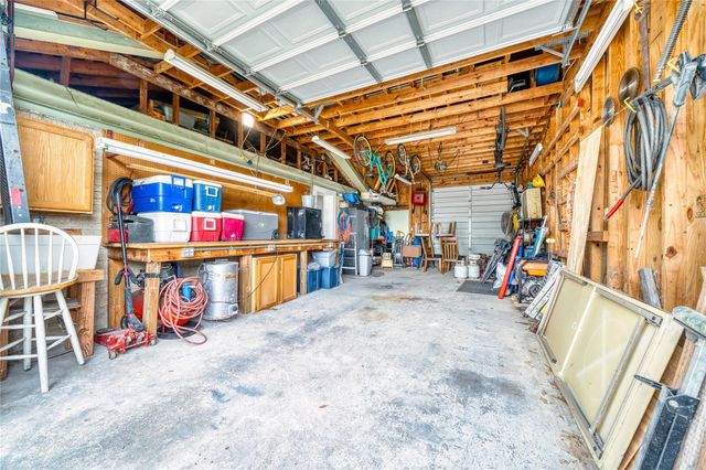 3210 Flamborough Drive, Pasadena, TX 77503