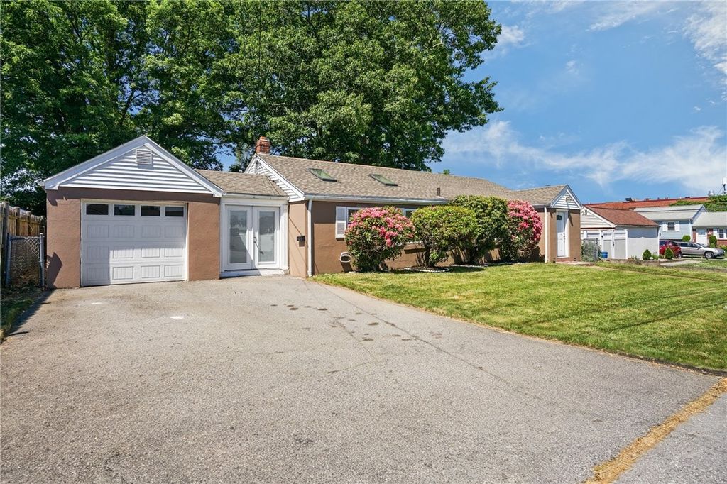 26 Beach Street, North Providence, RI 02904