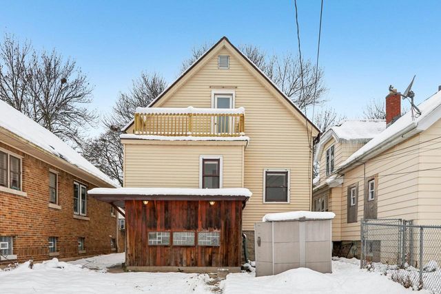 3228 S 15th STREET, Milwaukee, WI 53215