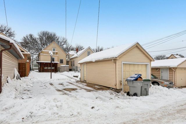 3228 S 15th STREET, Milwaukee, WI 53215