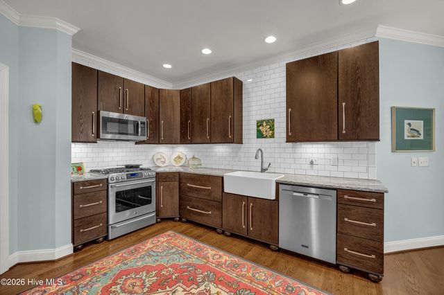 2112 Bay Colony Lane, Wilmington, NC 28405