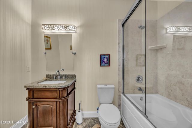 2112 Bay Colony Lane, Wilmington, NC 28405