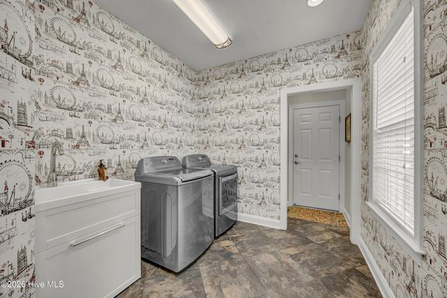 2112 Bay Colony Lane, Wilmington, NC 28405