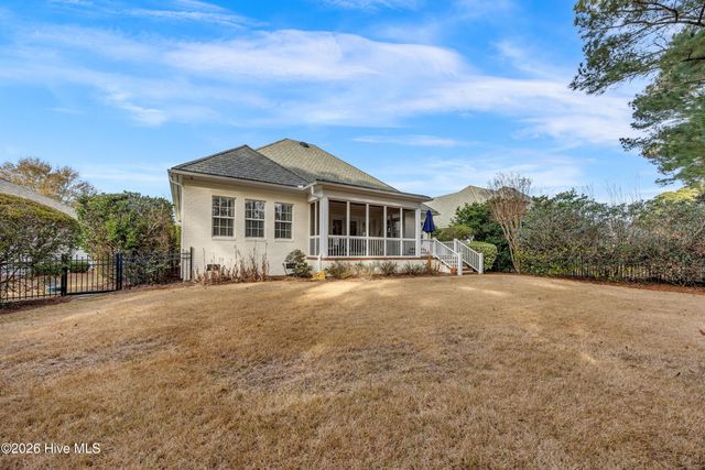 2112 Bay Colony Lane, Wilmington, NC 28405