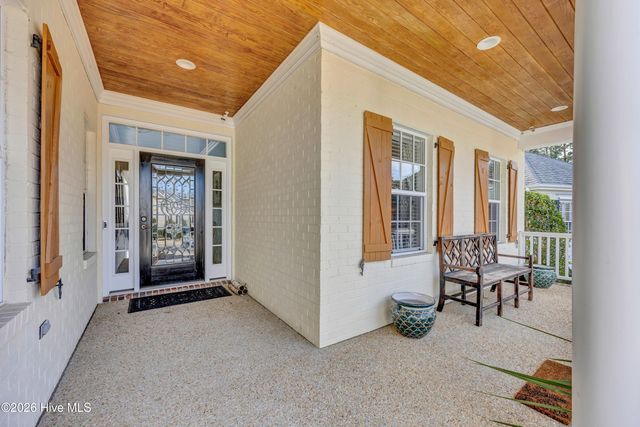 2112 Bay Colony Lane, Wilmington, NC 28405