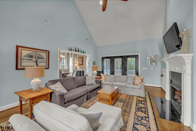 2112 Bay Colony Lane, Wilmington, NC 28405