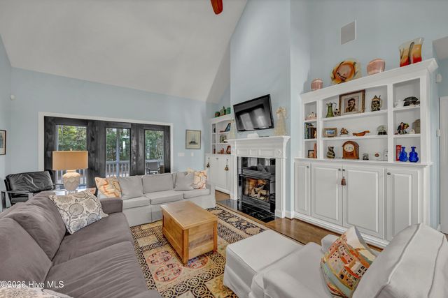 2112 Bay Colony Lane, Wilmington, NC 28405