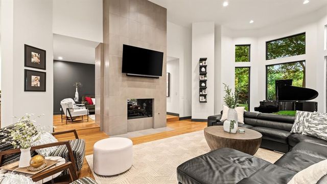 15216 Stoney Spring Road, Edmond, OK 73013