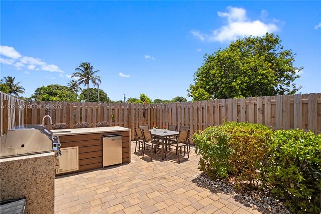 12317 NW 23rd Ct, Miami, FL 33167
