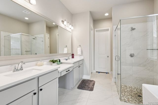 29740 elkhorn, Boerne, TX 78015