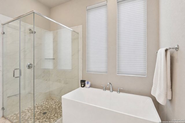 29740 elkhorn, Boerne, TX 78015