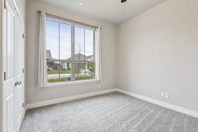 29740 elkhorn, Boerne, TX 78015