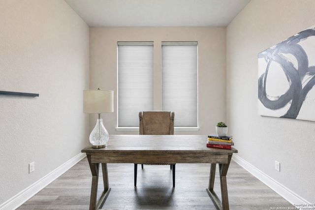 29740 elkhorn, Boerne, TX 78015