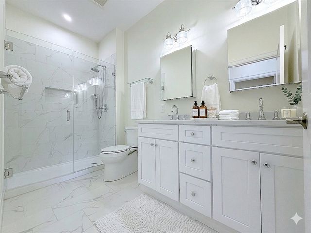 90 E Central St 304, Franklin, MA 02038