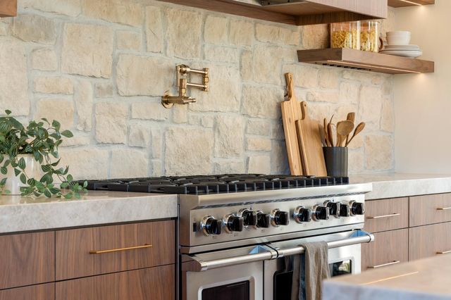 6115 Cavitt Stallman Rd, Granite Bay, CA 95746