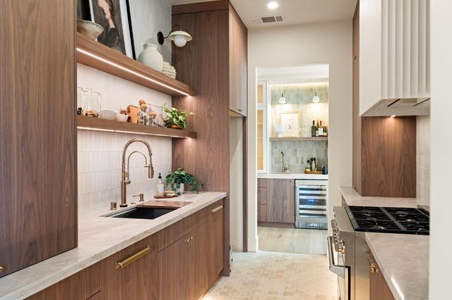 6115 Cavitt Stallman Rd, Granite Bay, CA 95746