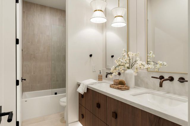 6115 Cavitt Stallman Rd, Granite Bay, CA 95746