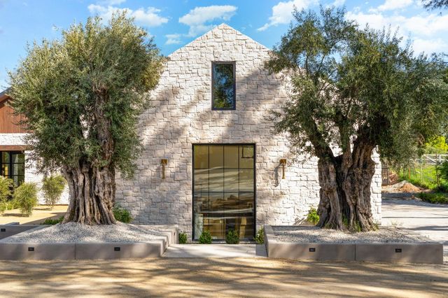 6115 Cavitt Stallman Rd, Granite Bay, CA 95746