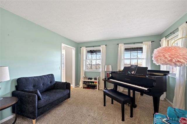 335 Willow Road, Springfield, OH 45502