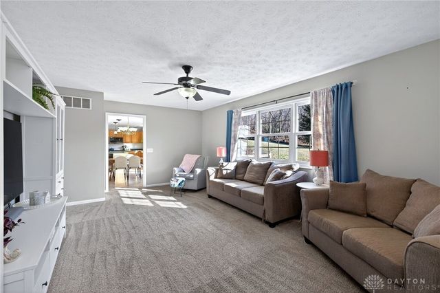 335 Willow Road, Springfield, OH 45502