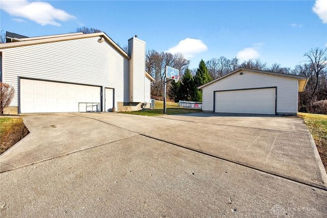 335 Willow Road, Springfield, OH 45502