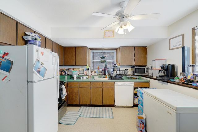 8129 Yates Avenue N, Brooklyn Park, MN 55443