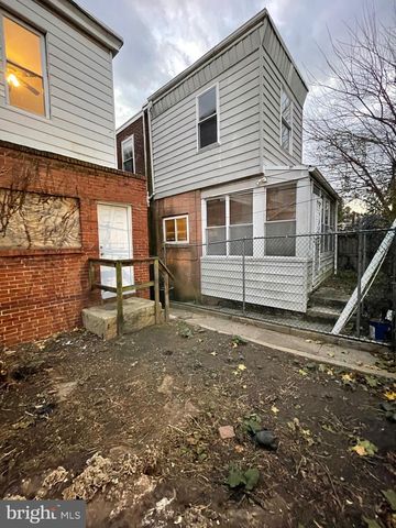 1515 W PIKE ST, Philadelphia, PA 19140