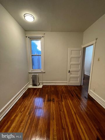 1515 W PIKE ST, Philadelphia, PA 19140