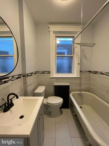 1515 W PIKE ST, Philadelphia, PA 19140