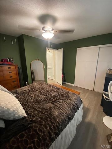 1457 Summergate Parkway F, St Charles, MO 63303