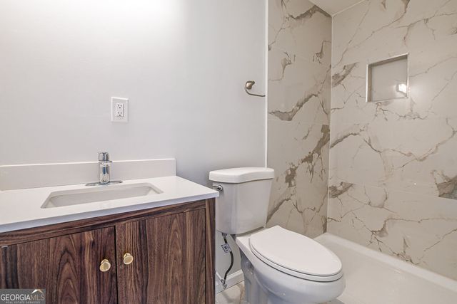 5186 Flemish Court, Atlanta, GA 30349