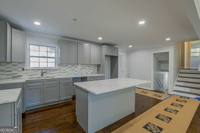 5186 Flemish Court, Atlanta, GA 30349