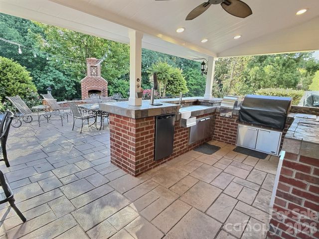 2905 Julian Glen Circle, Waxhaw, NC 28173