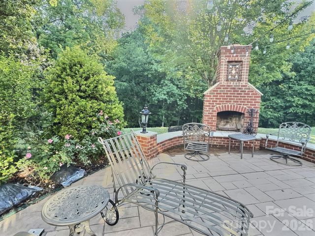 2905 Julian Glen Circle, Waxhaw, NC 28173