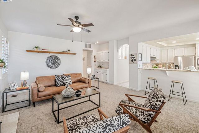 2236 Colonial Ct, Discovery Bay, CA 94505