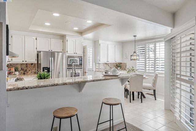 2236 Colonial Ct, Discovery Bay, CA 94505