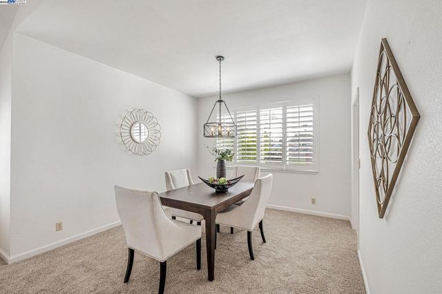 2236 Colonial Ct, Discovery Bay, CA 94505
